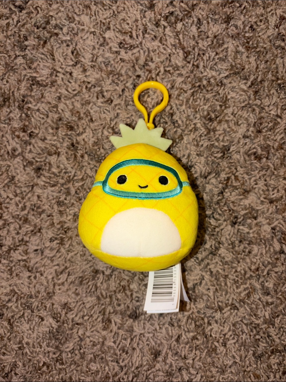 squishmallows Maui The Pineapple 3.5” Clip NWOT